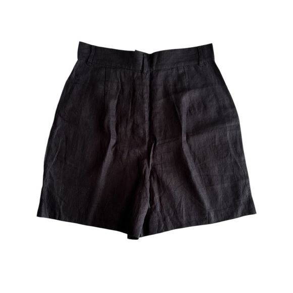 Reformation Bello Short Black - Picture 2 of 5